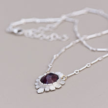 Load image into Gallery viewer, Isola Necklace
